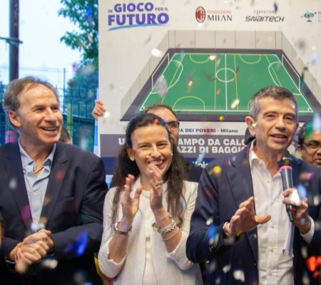 A new football field for the community: a gift from the Milan, Snaitech and costruiamo il futuro Foundations to the youth of Baggio