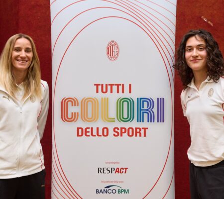 “Tutti i Colori dello Sport”: empowerment femminile e contrasto a ogni discriminazione al centro del nuovo incontro tra calciatrici rossonere e studenti